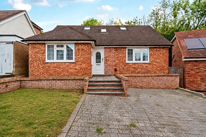 4 Bedroom Bungalow For Sale In Manor Road, Guildford, GU2