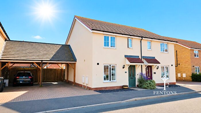 3 Bedroom Semi-detached House For Sale In Arthur Ransome Way, Walton-On-The-Naze, CO14