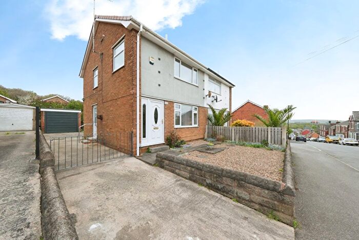 3 Bedroom Semi-Detached House For Sale In Standon Road, Sheffield, South Yorkshire, S9