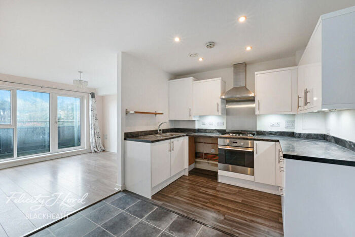 2 Bedroom Apartment For Sale In Bramhope Lane, Charlton, SE7