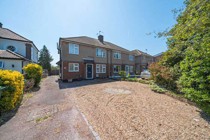2 Bedroom Apartment For Sale In Iron Mill Lane, Crayford, Dartford, DA1