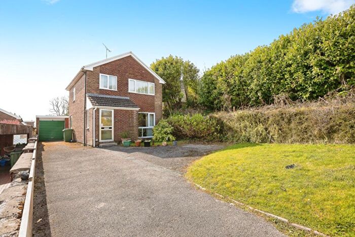 3 Bedroom Detached House For Sale In Fronheulog Hill, Bwlchgwyn, Wrexham, LL11