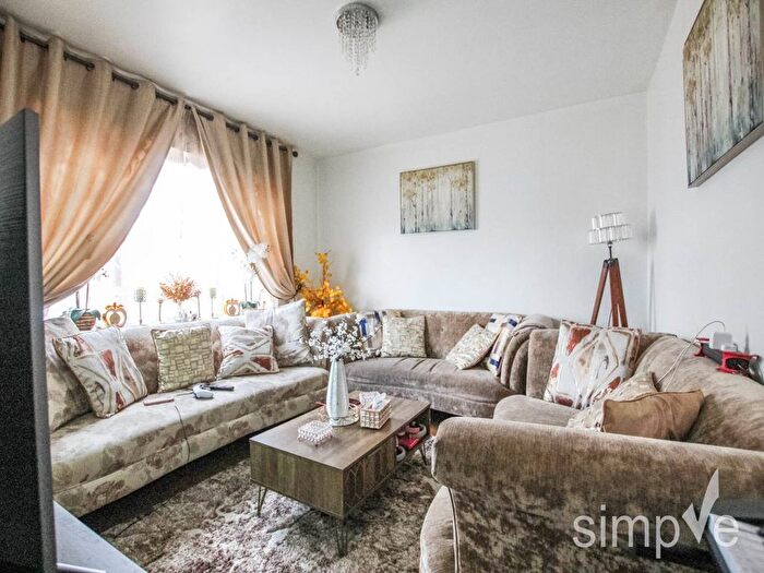 1 Bedroom Property To Rent In Kingshill Avenue, Northolt, Middlesex, UB5