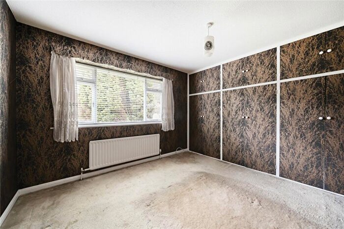 5 Bedroom Detached House For Sale In St. Johns Rise, Woking, Surrey, GU21