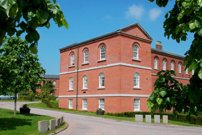 3 Bedroom Flat To Rent In Knighthayes Walk, Exminster, Exeter, EX6