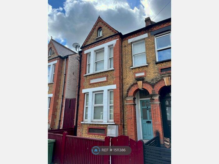 1 Bedroom Flat To Rent In Gipsy Road, London, SE27