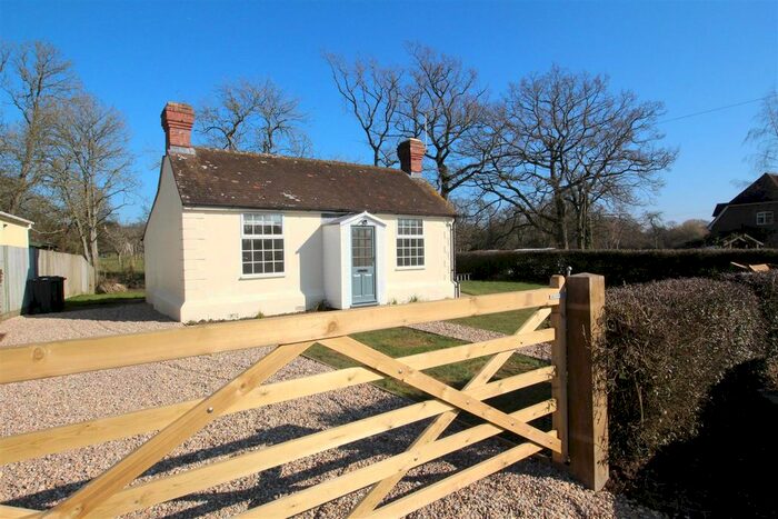 2 Bedroom Bungalow To Rent In Chapel Lane, Egerton, Ashford, TN27