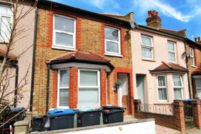 2 Bedroom Terraced House To Rent In Pemdevon Road, Croydon, CR0