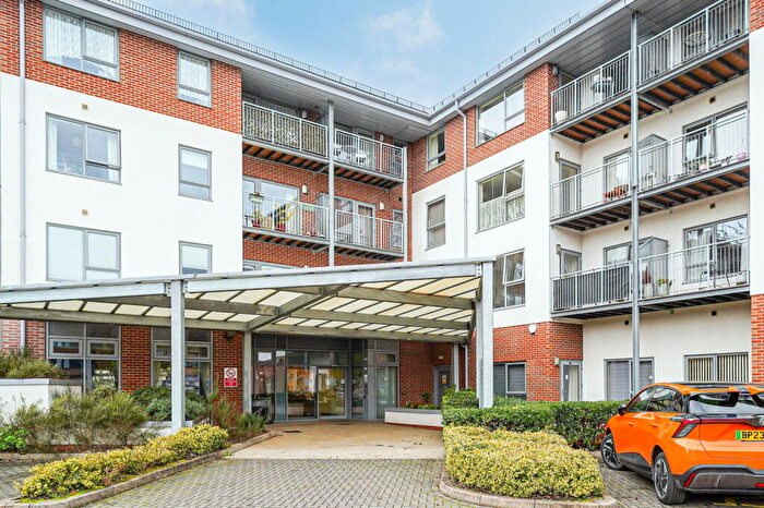 2 Bedroom Retirement Property For Sale In Trinity Apartments, Trinity Way, Shirley, B90