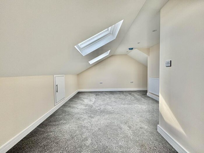 2 Bedroom Apartment To Rent In Flat, Victoria Road South, Portsmouth, PO5