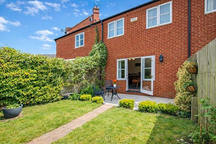 3 Bedroom House To Rent In Orient Place, Canterbury, CT2