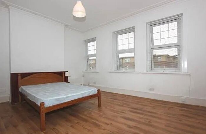 4 Bedroom Maisonette To Rent In Tottenham Lane, London, N8