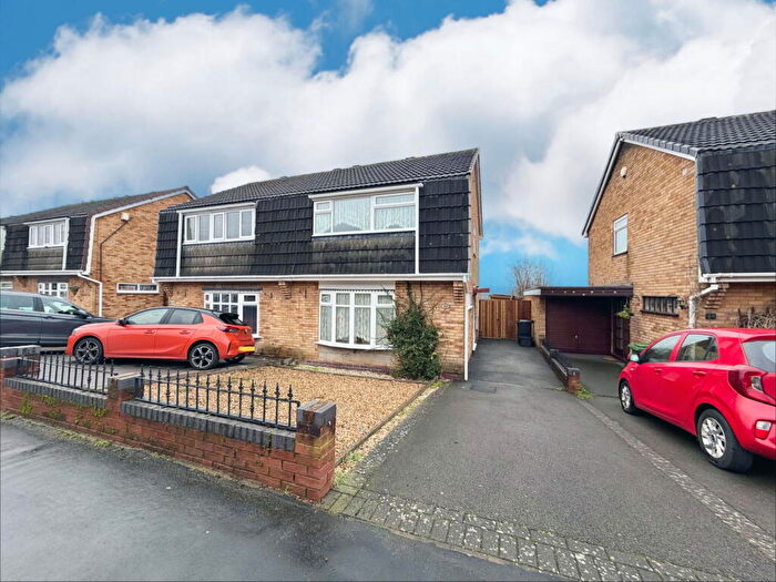 3 Bedroom Semi Detached House For Sale In Stockwell Avenue, Brierley Hill, DY5