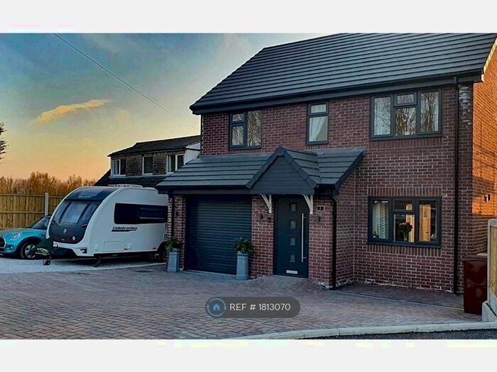 4 Bedroom Detached House To Rent In Williams Way, Chesterfield, S42