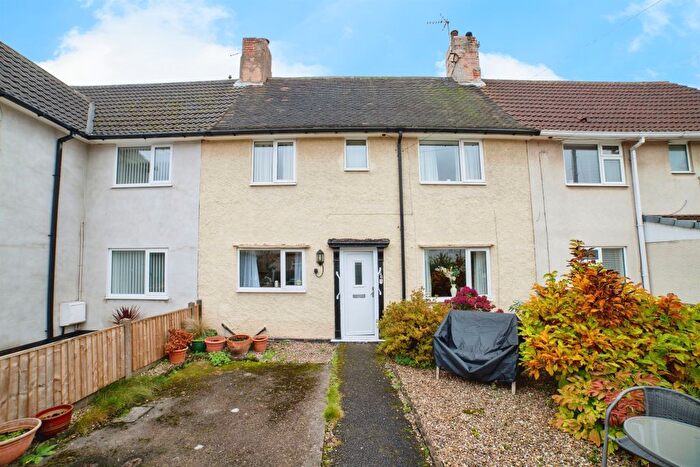 3 Bedroom Terraced House For Sale In Third Avenue, Clipstone Village, Mansfield, NG21