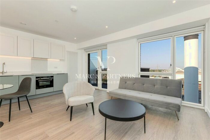 Apartment To Rent In Botanist House Building, Seagull Lane, London, E16