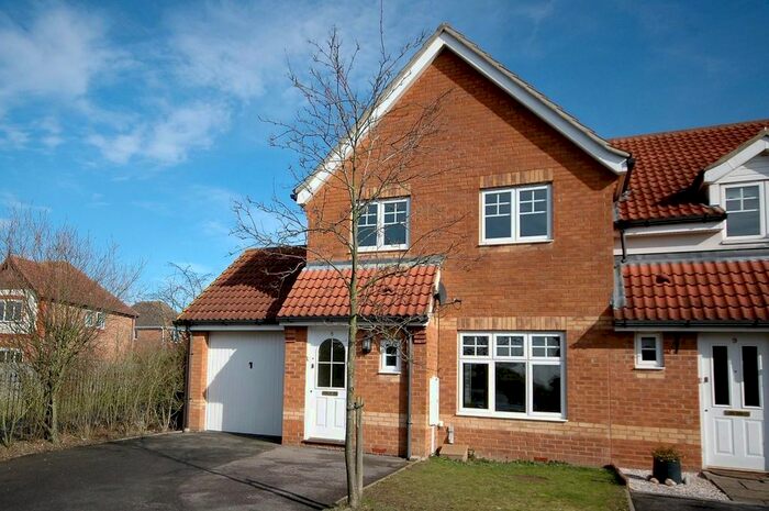 3 Bedroom End Of Terrace House To Rent In Emperor Way, Kingsnorth, Ashford, TN23