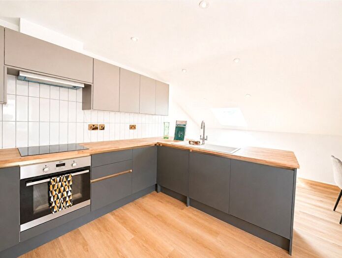 2 Bedroom Flat For Sale In Yarmouth Road, Thorpe St Andrew, Norwich, NR7