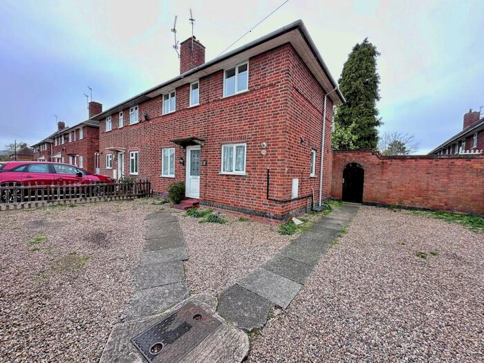 3 Bedroom House To Rent In Woodthorpe Road, Loughborough, Leicestershire, LE11