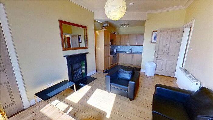 2 Bedroom Flat To Rent In Sciennes House Place, Edinburgh, EH9