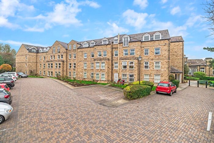 2 Bedroom Retirement Property For Sale In Cunliffe Road, Ilkley, West Yorkshire, LS29