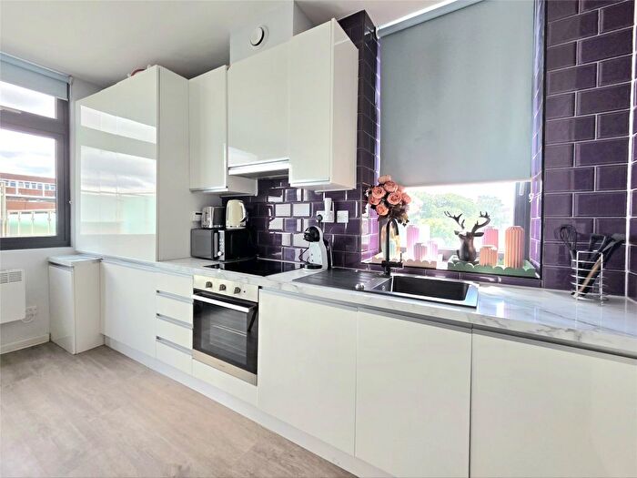 Studio To Rent In High Street, Orpington, BR6