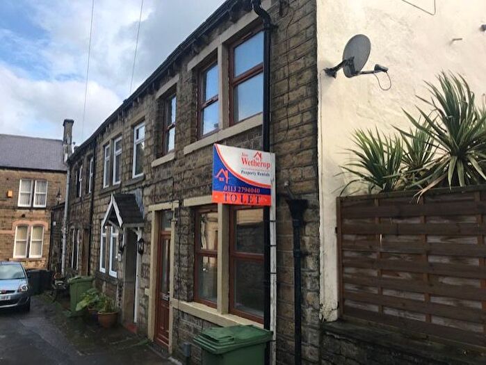 2 Bedroom End Of Terrace House To Rent In Burhouse Street, Honley, Holmfirth, HD9