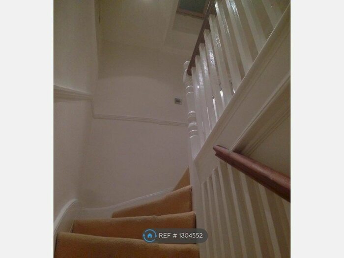 1 Bedroom Flat To Rent In Rucklidge Avenue, London NW10