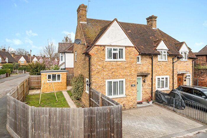 2 Bedroom Semi Detached House For Sale In Old Palace Road, Weybridge, KT13