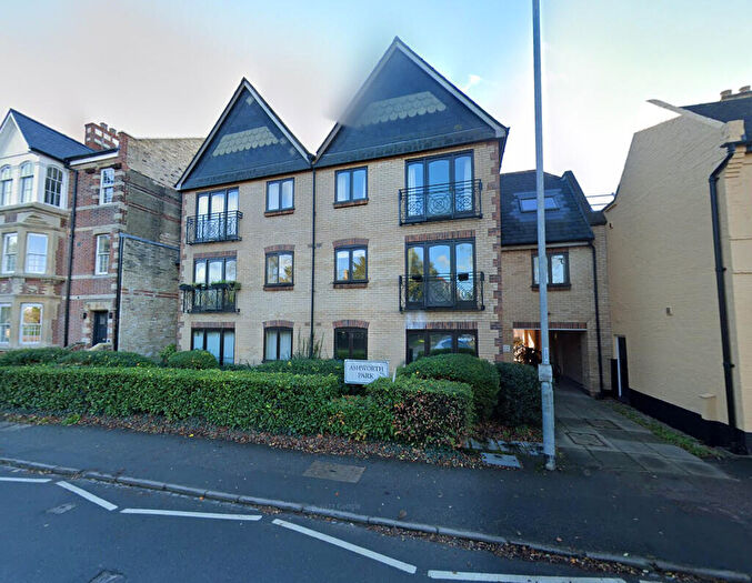 2 Bedroom Apartment To Rent In Ashworth Park, Kings Road, Cambridge, CB3