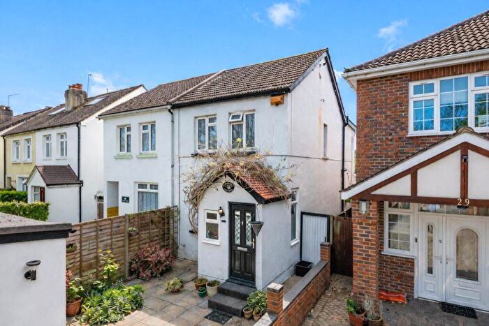 3 Bedroom Semi Detached House For Sale In Tile Kiln Lane, Bexley, Kent, DA5