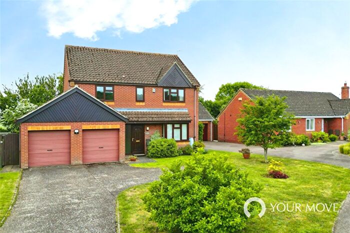 4 Bedroom Detached House For Sale In The Laurels, Worlingham, Beccles, Suffolk, NR34