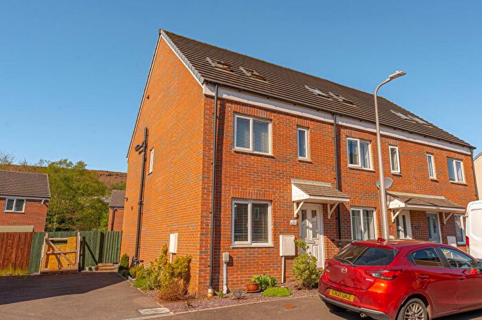 3 Bedroom Semi-Detached House For Sale In Mountain Ash, CF45