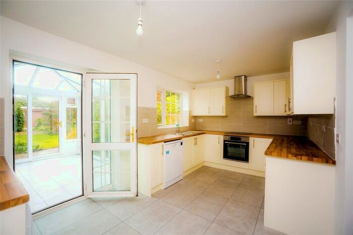 3 Bedroom Bungalow For Sale In Maidstone Road, Borough Green, Sevenoaks, Kent, TN15