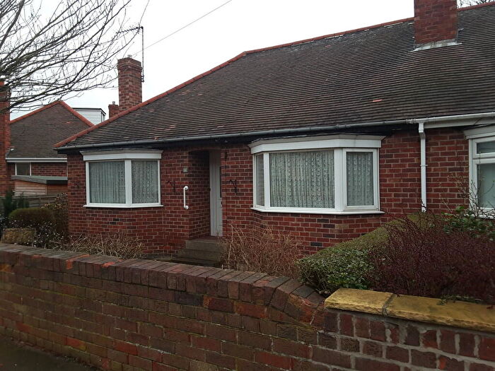 2 Bedroom Semi-Detached Bungalow To Rent In Old Hexthorpe, Hexthorpe, DN4