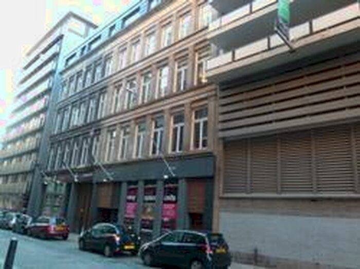 1 Bedroom Flat To Rent In Flat / At Mitchell Street, G1