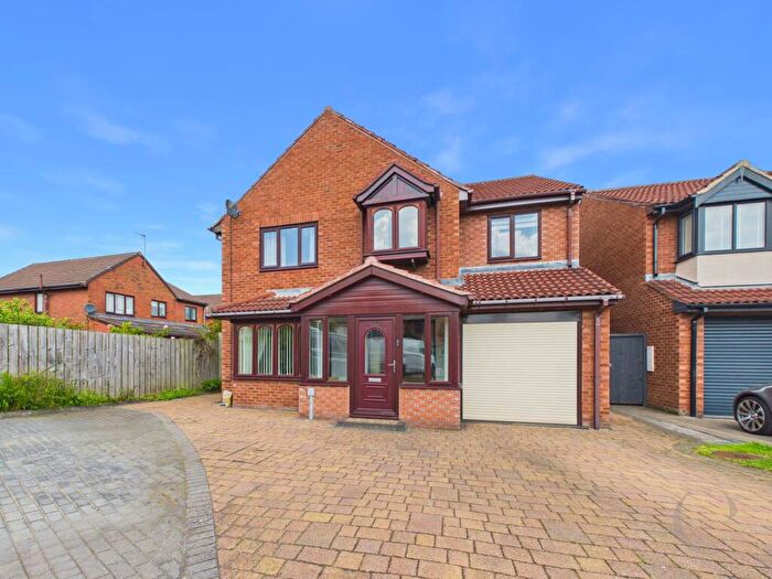 4 Bedroom Detached House For Sale In Leander Drive, Boldon Colliery, NE35