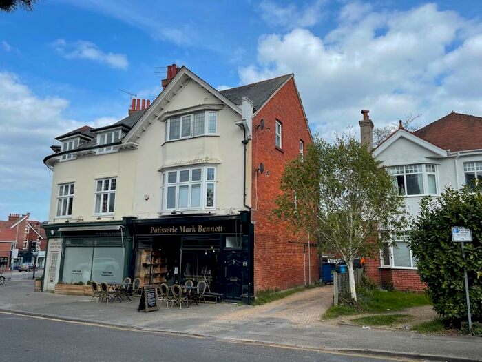 2 Bedroom Flat To Rent In Penn Hill Avenue, Poole, BH14