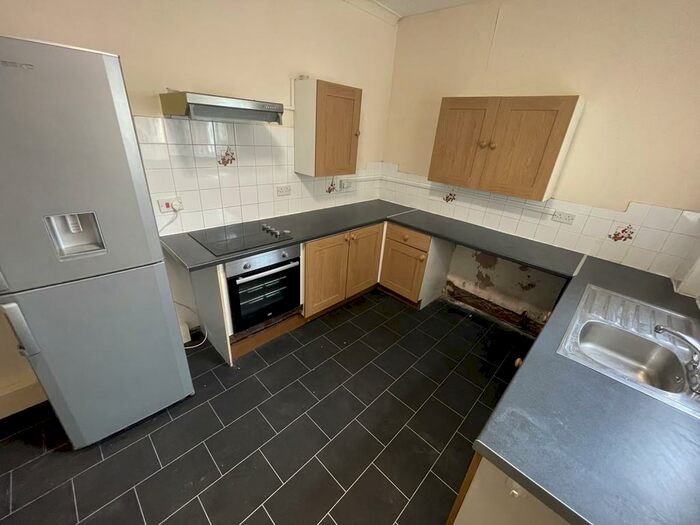 3 Bedroom Terraced House To Rent In Springwell Lane, Balby, Doncaster, DN4