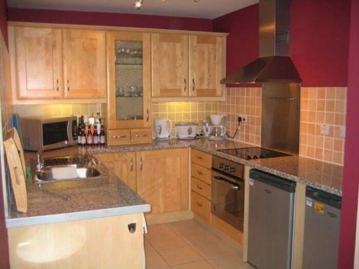 2 Bedroom Flat To Rent In Maynard Quay, Garnet Street, Wapping, London, E1W