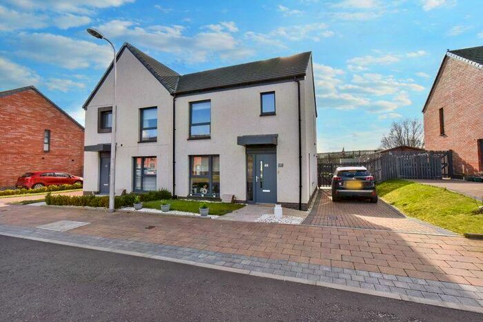 2 Bedroom Semi-Detached House For Sale In Turnyhill Road, Twechar, G65