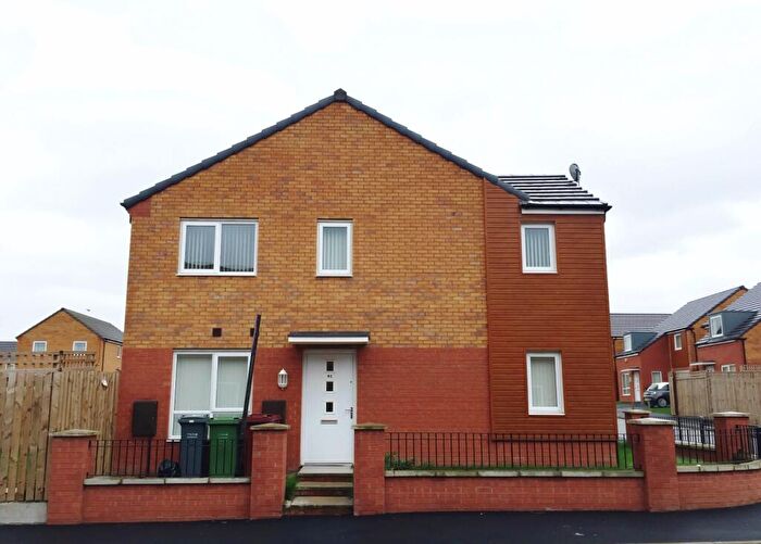 3 Bedroom Detached House For Sale In Charlesworth Street, Manchester, Greater Manchester, M11