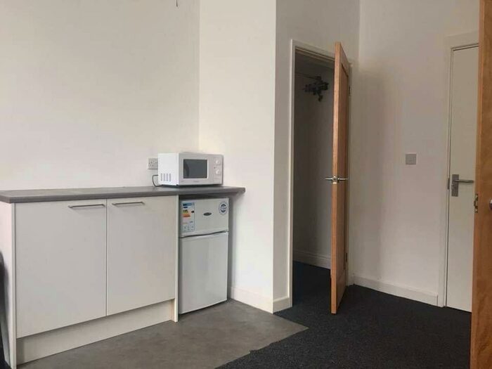 Studio To Rent In Lower Dolcliffe Road, Mexborough, S64