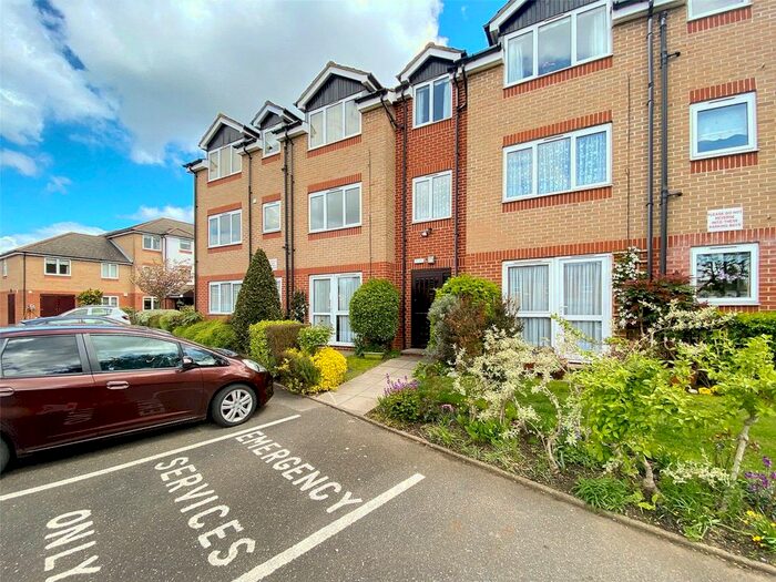 1 Bedroom Flat To Rent In Oakleigh Close, Swanley, BR8