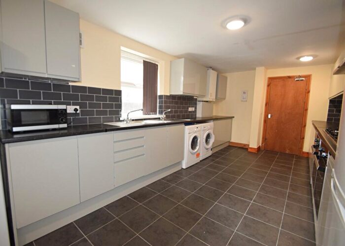 10 Bedroom House To Rent In Woodville Road, Cathays, CF24