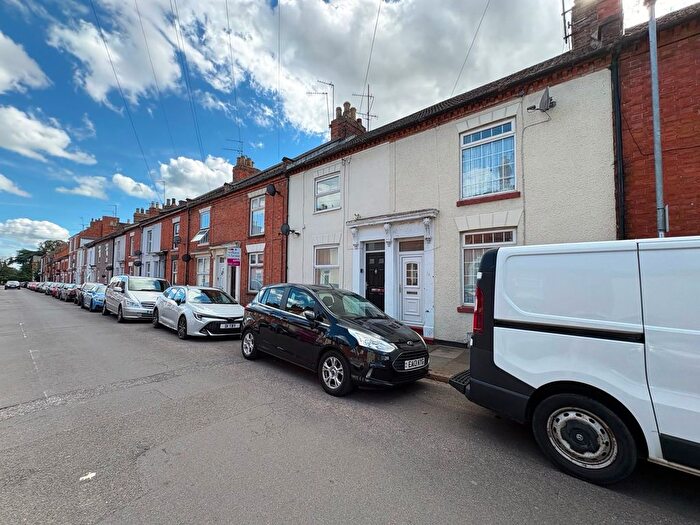 3 Bedroom Terraced House To Rent In Lower Thrift Street, Northampton, NN1