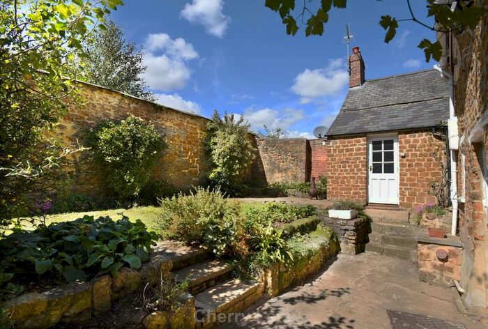 3 Bedroom Cottage To Rent In Goose Green, Deddington, OX15