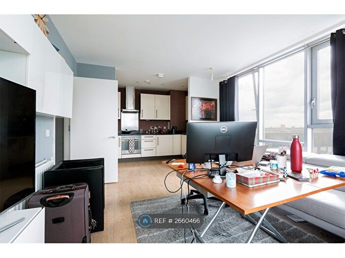 2 Bedroom Flat To Rent In Rick Roberts Way, London, E15