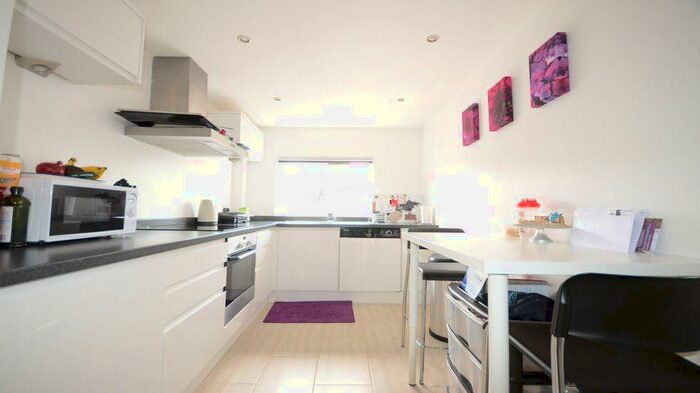 2 Bedroom Apartment To Rent In Eton Square, SL4