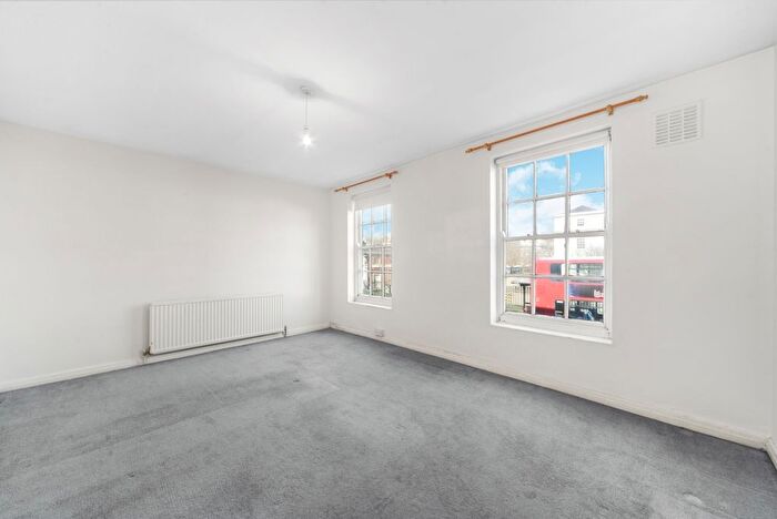 2 Bedroom Flat To Rent In King William Walk, London, SE10
